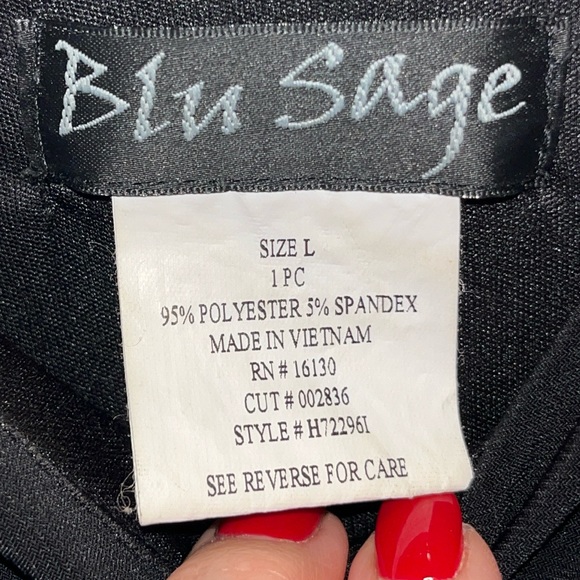 BLACK Wide NECK Flowy DRESS stretchy knit Empire Waist 3/4 Ruffle cuff Sleeves L - Picture 6 of 10